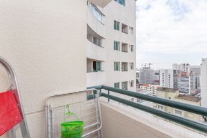 Image 3 - 892682