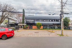 Image 0 - 892696