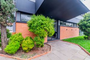 Image 90 - 892696