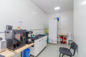 Image 30 - 892696