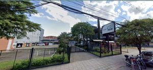 Image 1 - 892696