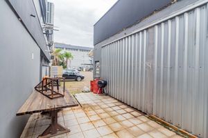 Image 70 - 892696
