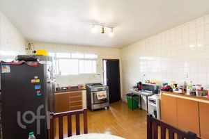Image 1 - 892697