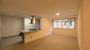 Image 3 - 892710