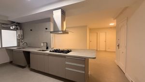Image 8 - 892710