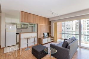 Image 3 - 892712