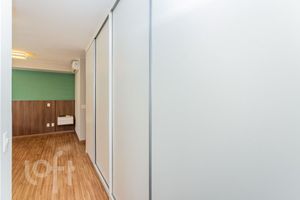Image 31 - 892712