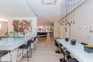 Image 38 - 892712