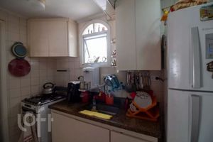 Image 9 - 892713