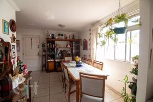 Image 3 - 892713