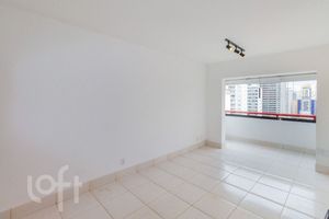 Image 30 - 892714