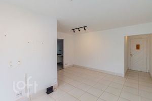 Image 1 - 892714