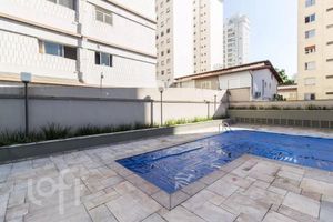 Image 8 - 892714