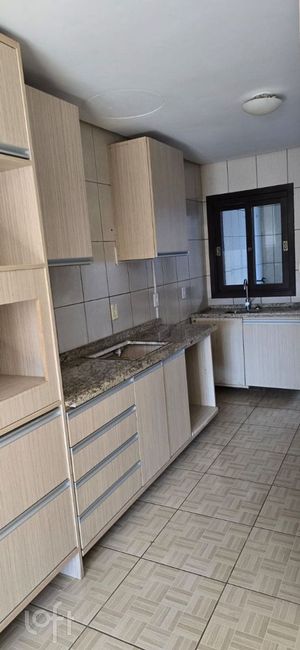 Image 3 - 892715