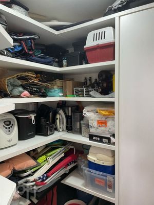 Image 11 - 892717