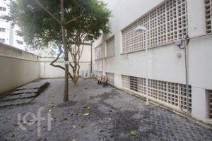Image 22 - 892719