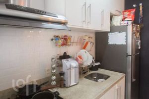 Image 4 - 892719