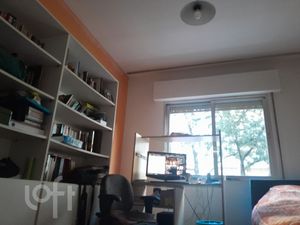 Image 15 - 892734