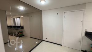Image 4 - 892737