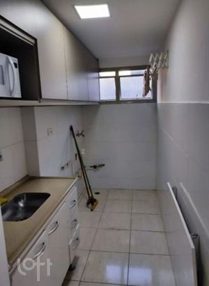 Image 5 - 892741
