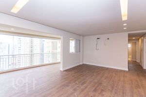 Image 4 - 892764