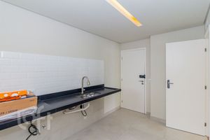 Image 32 - 892764