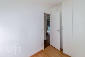 Image 10 - 892765