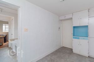 Image 15 - 892768