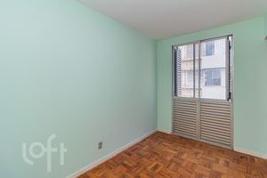 Image 8 - 892768