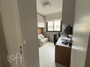 Image 10 - 892776