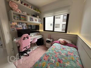 Image 15 - 892776