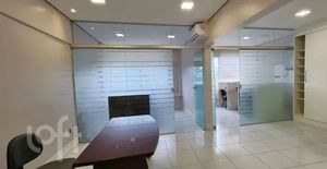 Image 4 - 892814