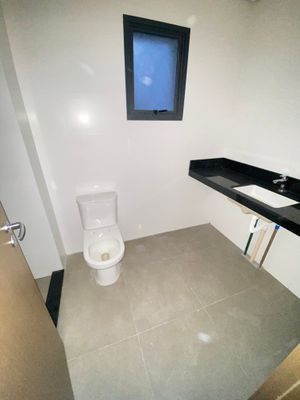 Image 7 - 892816