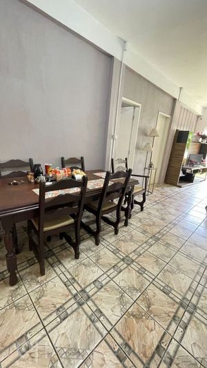 Image 21 - 892819