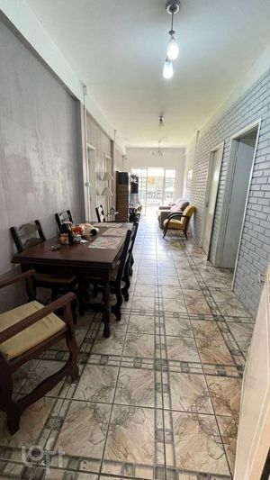 Image 19 - 892819