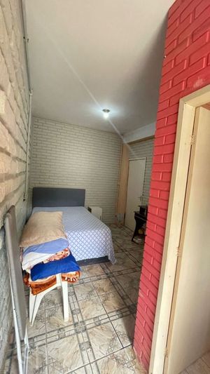 Image 8 - 892819
