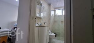 Image 17 - 892820