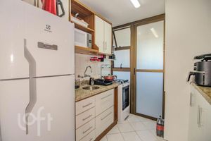 Image 4 - 892823