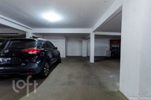Image 42 - 892825