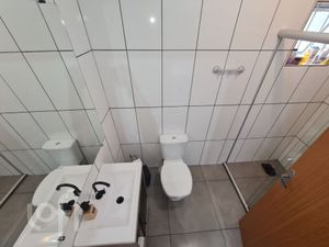 Image 5 - 892826