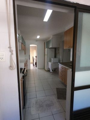Image 35 - 892828