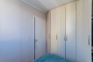 Image 8 - 892836