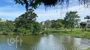 Image 18 - 892838
