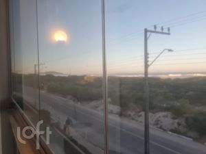 Image 10 - 892855