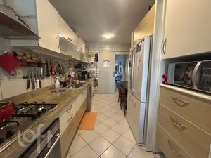 Image 12 - 892865