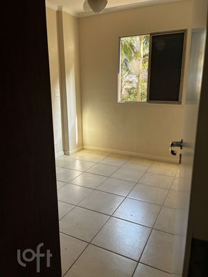 Image 9 - 892866