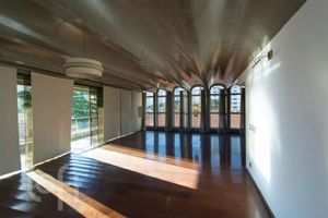 Image 3 - 892872