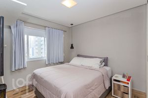 Image 8 - 892873