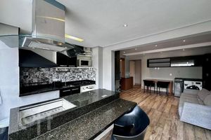 Image 8 - 892873