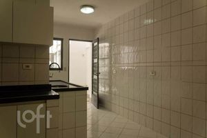 Image 7 - 892874